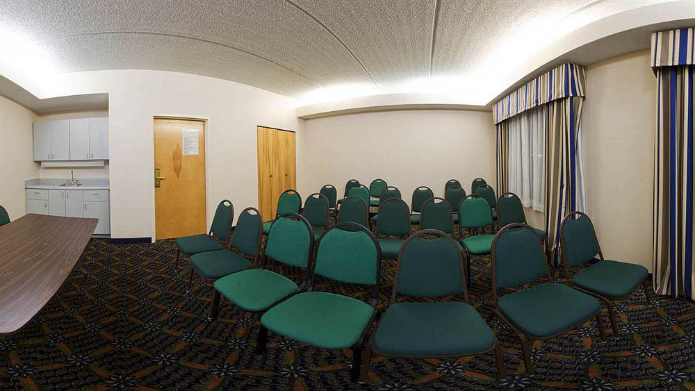 Holiday Inn Express Hotel & Suites Lawrenceville By Ihg Exteriér fotografie