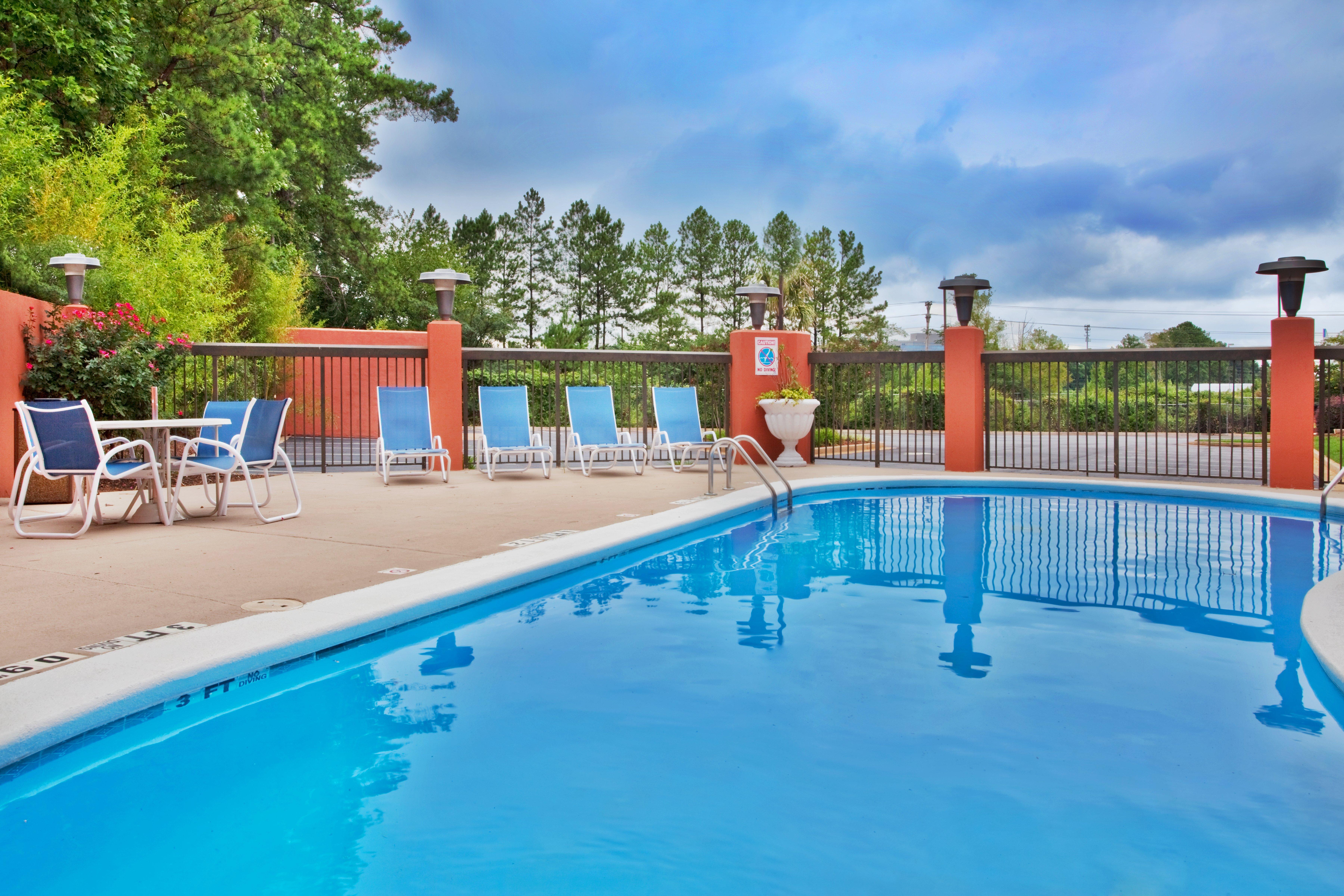 Holiday Inn Express Hotel & Suites Lawrenceville By Ihg Exteriér fotografie