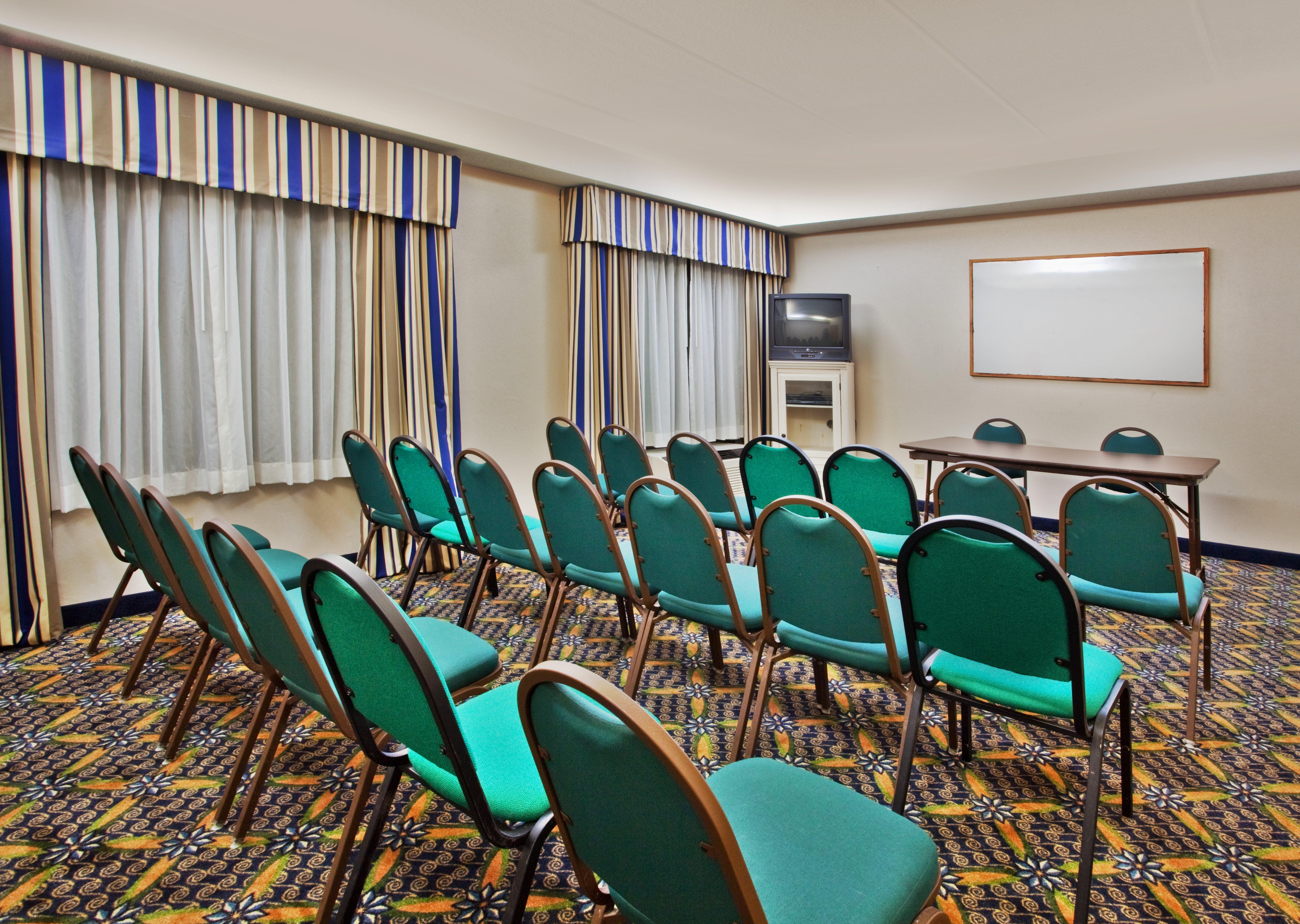 Holiday Inn Express Hotel & Suites Lawrenceville By Ihg Exteriér fotografie